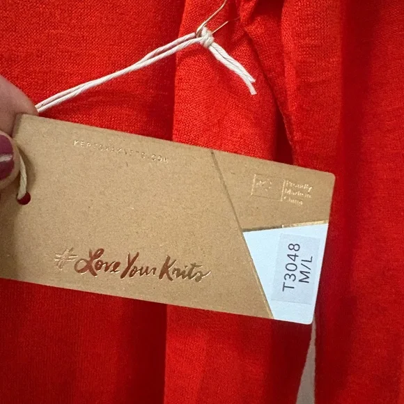 Kerisma V-Neck Blouse - Picture 5 of 5